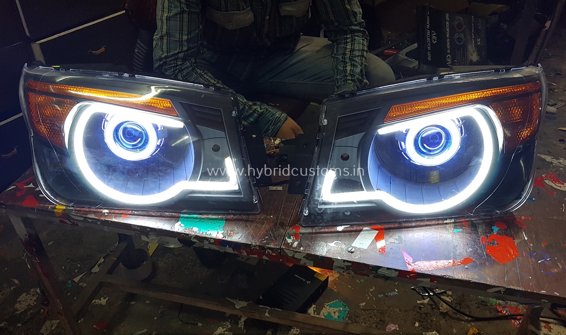 Mahindra Bolero Custom Headlight (Style-5) - Image 2